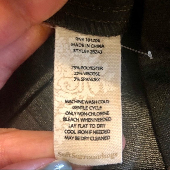 Soft Surroundings Willow Camo Pants Size 8 - Picture 9 of 9